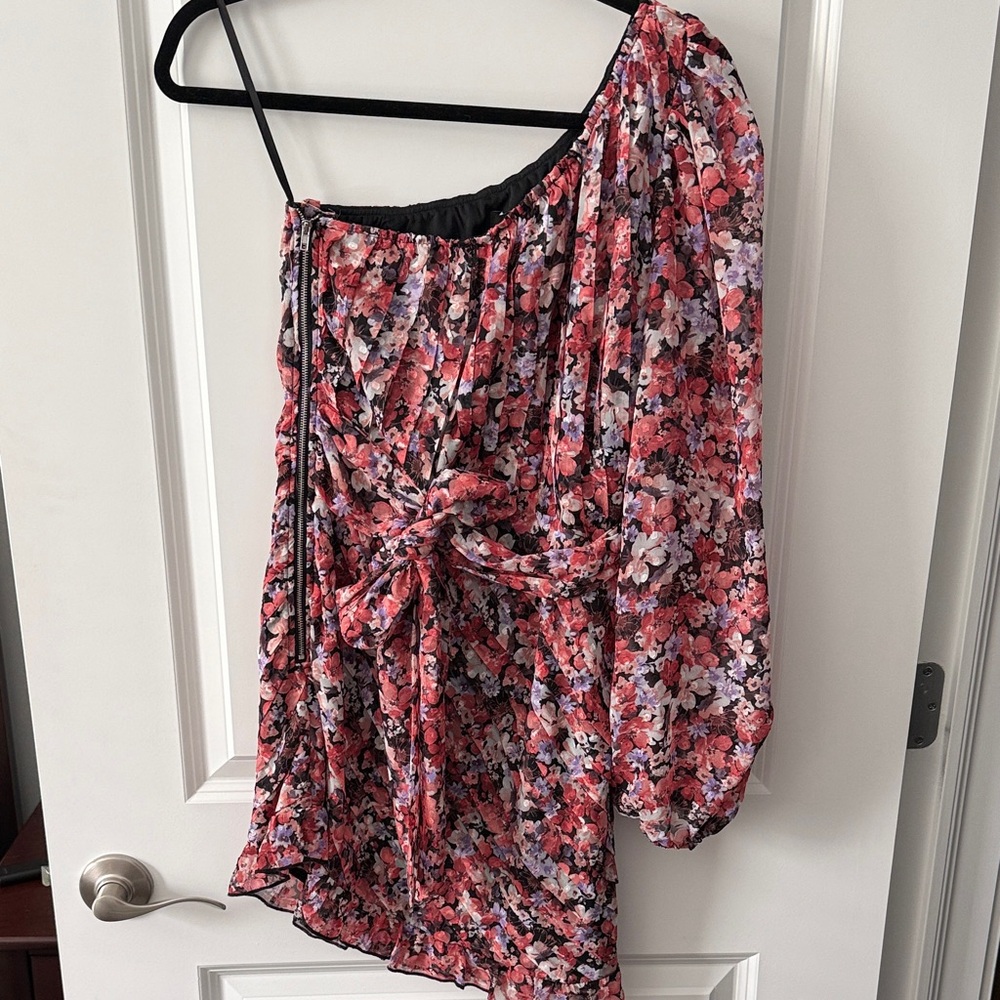 Vici One-Shoulder Floral Mini Dress in Pink and Black